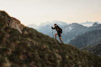 alergând în urcare