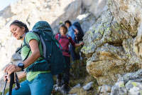 Trekking printre stânci