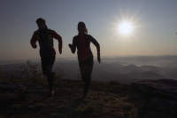 jogging la apus de soare