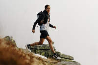 alergare cu un rucsac mic