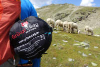 sac de dormit din pene și lână alpină