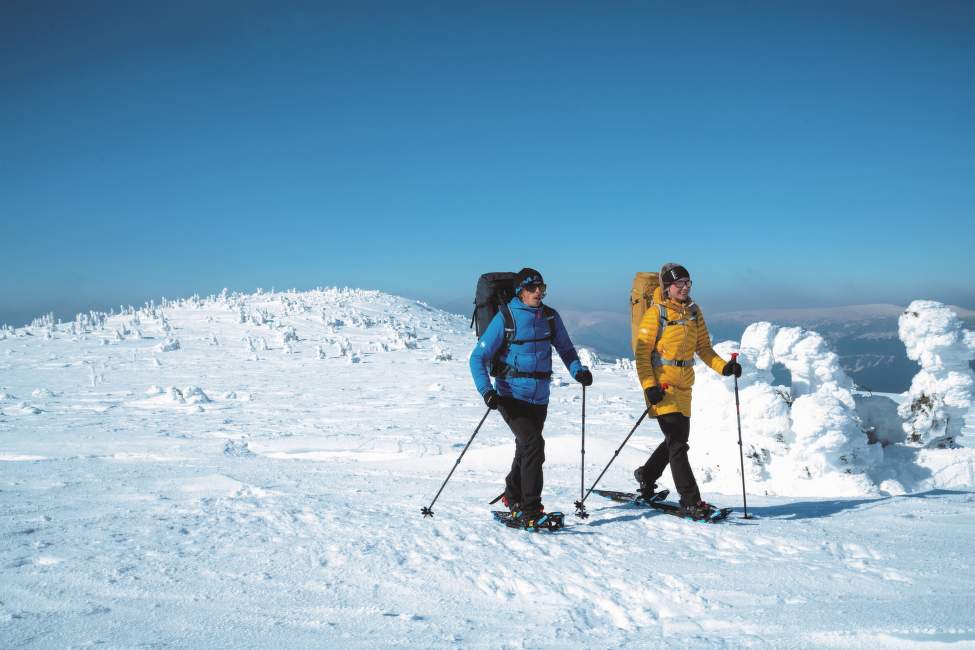 sněžnice zimní turistika sníh