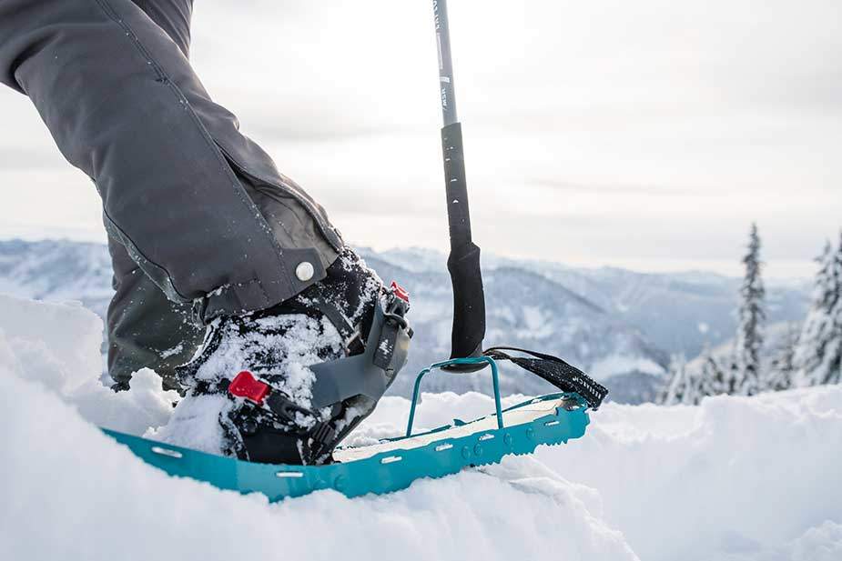 sněžnice MSR zimní turistika podpatěnka hůlky