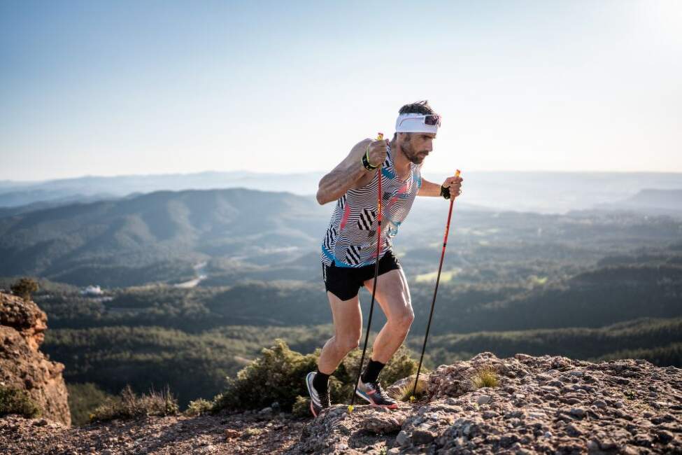 Beh_s_holemi_trailove_hole (2)